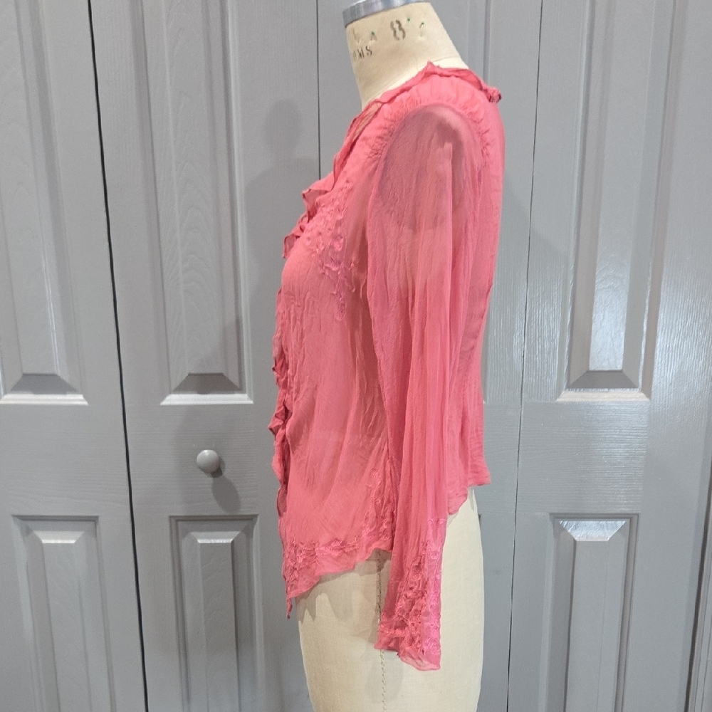 VINTAGE SALMON PINK SHEER RUFFLE 90s / Y2K LONG SLEEVE FRONT TIE SILK BLOUSE - Picture 6 of 16